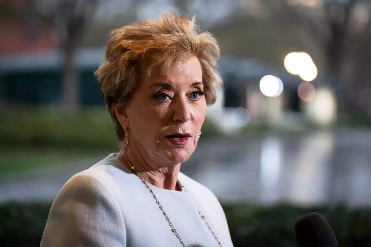 <p>Appearing on CNN's "State of the Union" Sunday, McMahon described "great conversations" with Columbia's interim president, Katrina Armstrong.</p>