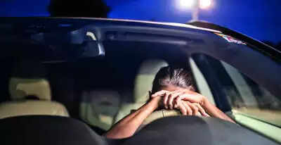 <p>The DDAWS will monitor driver alertness by analyzing steering movements, lane position, and facial tracking.</p>