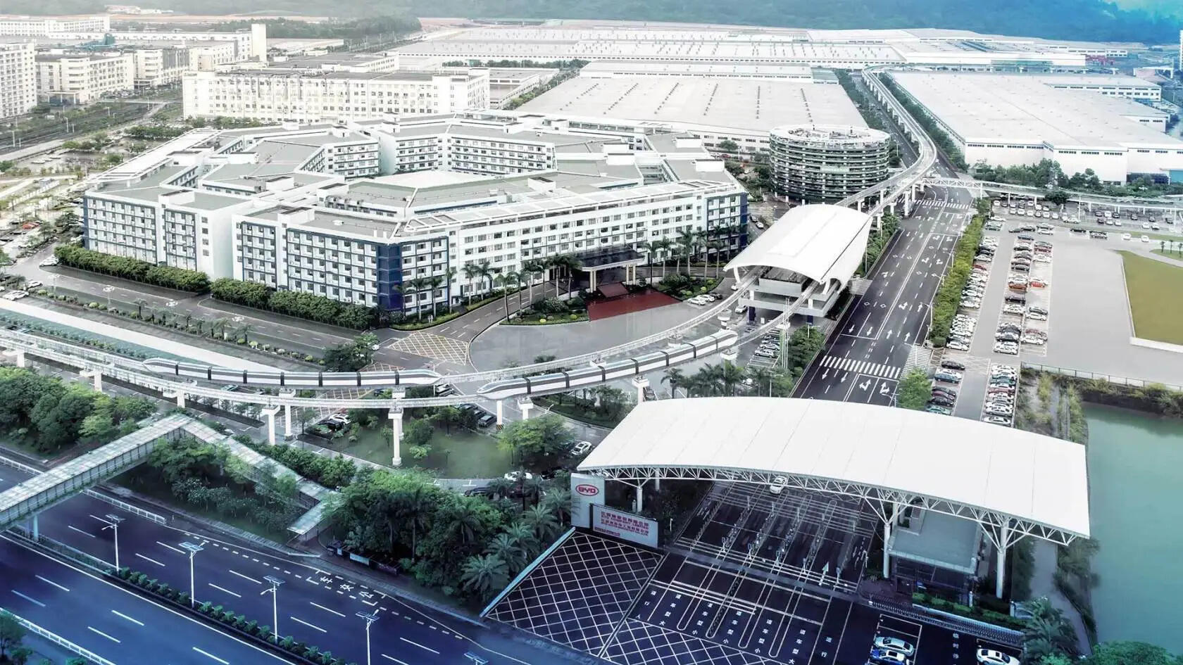 <p>BYD, together with Indian EV makers and Korean and Japanese automakers can make it difficult for Tesla to benefit from the Indian market in any substantial way.</p>