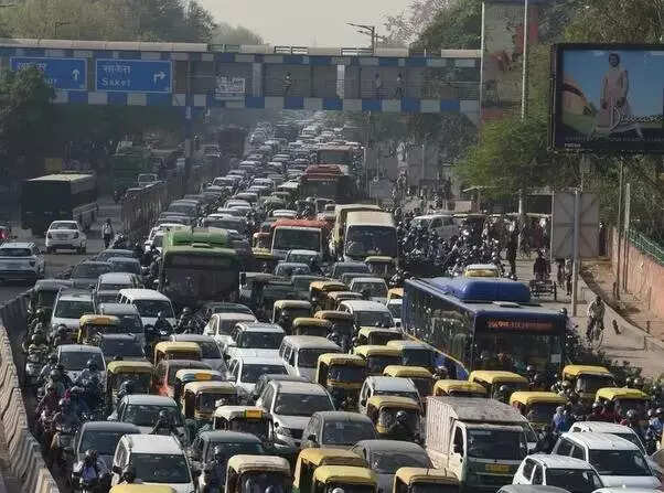 <p>Parents manoeuvre cars through the congestion, desperately seeking the last vacant parking spot, while school buses , packed with restless children, creep forward, adding to the gridlock. Lanes are often overtaken by these vehicles, and commuters get caught in the chaos.</p>