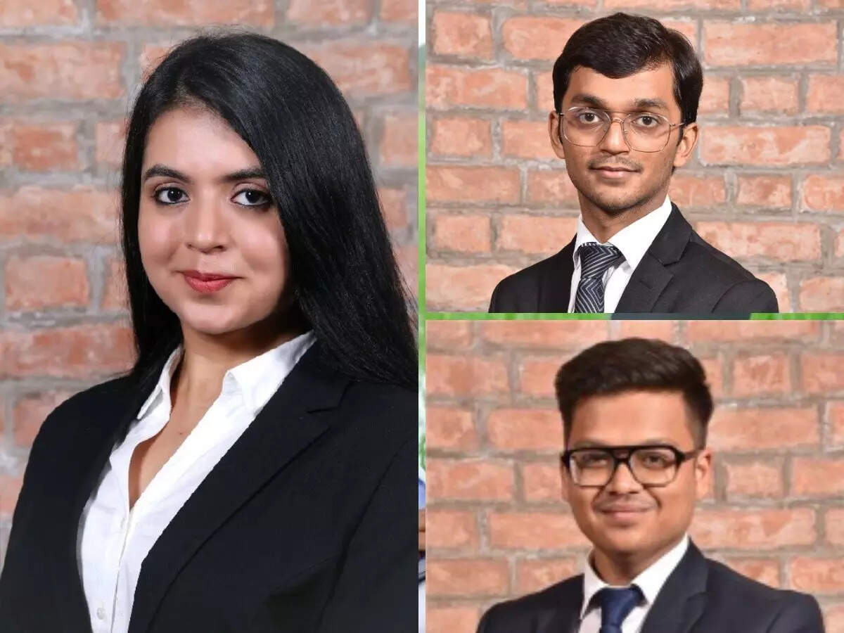 <p>IIM Ahmedabad recently marked its 60th graduation ceremony, an event that honored its most distinguished graduates. Among these were Abhi Bansal, Ishaan Jain, and Aanchal Chadha, all of whom completed their undergraduate studies at SSCBS in 2021. This institution, affiliated with Delhi University, is renowned for its programs in business management.<br></p>