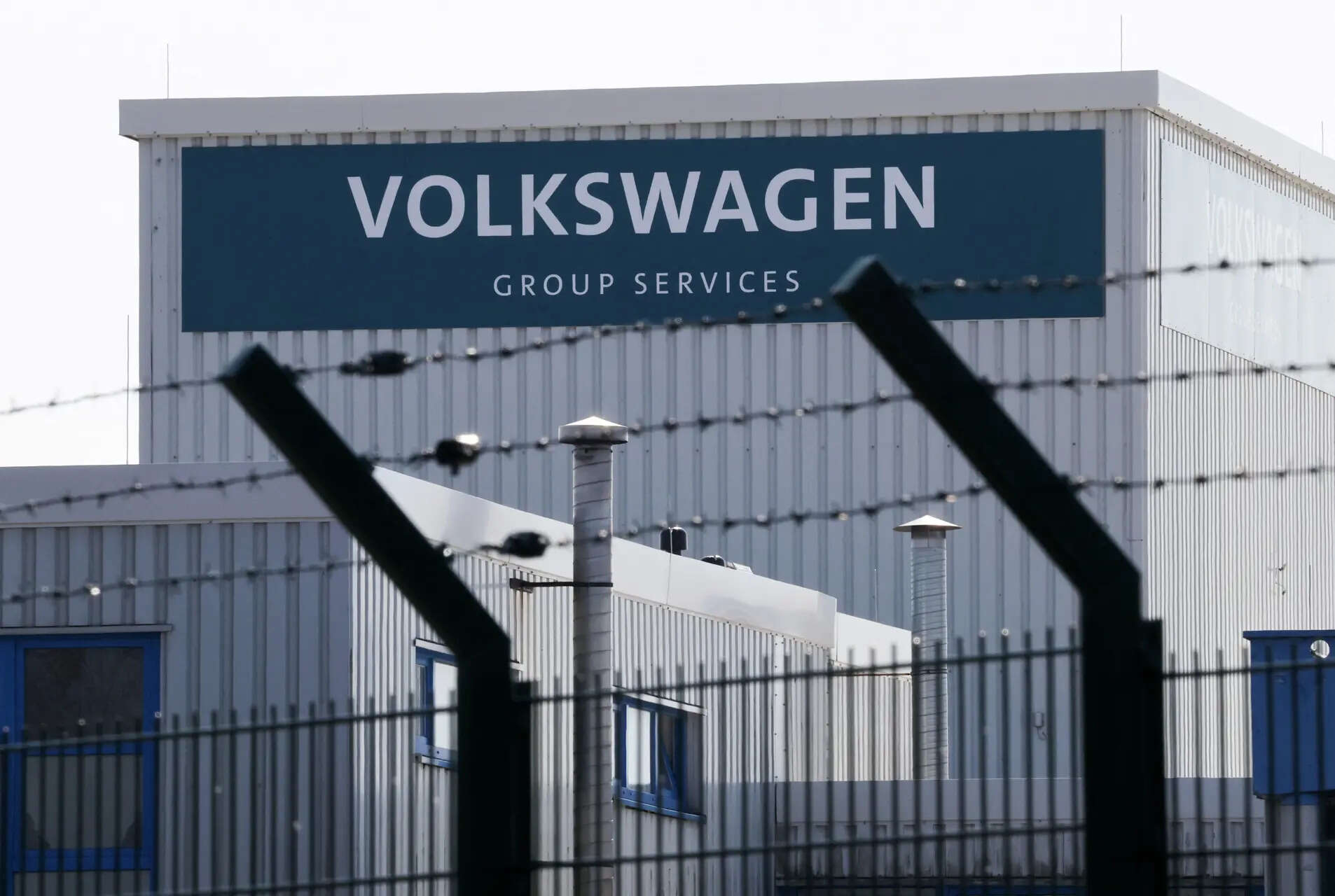 <p>Trump's 25per cent auto tariffs will cover more than $460 billion worth of imports of vehicles and auto parts imports annually, according to a Reuters analysis of tariff codes included in a federal register notice.</p>
