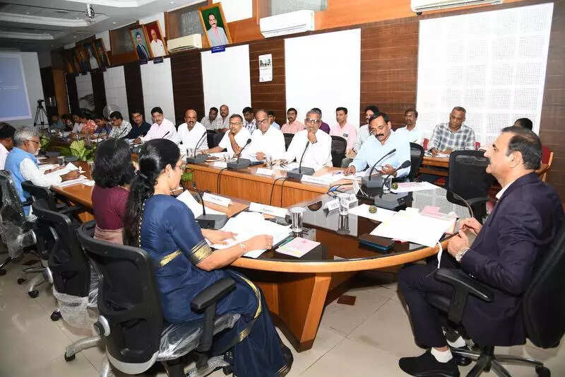 <p>Despite projecting a revenue of Rs 295.6 crore, the university's expenditure for the year is expected to reach Rs 403.3 crore. This budgetary deficit is primarily due to salaries and pension payments. Of the total expenditure, a significant portion—Rs 169.19 crore—was allocated towards staff salaries, while Rs 157.5 crore was earmarked for pension payments.</p>