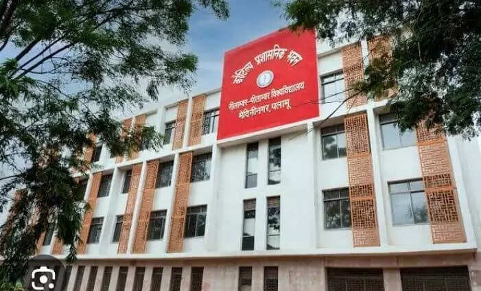 <p>The registrar in charge of the university, S K Mishra, confirmed the disconnection while noting that the dues are actually the responsibility of the construction agency</p>