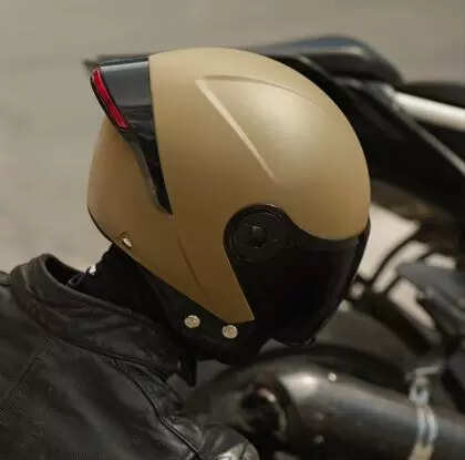 <p>The SBH-64 ZIP RF is priced from ₹999.</p>