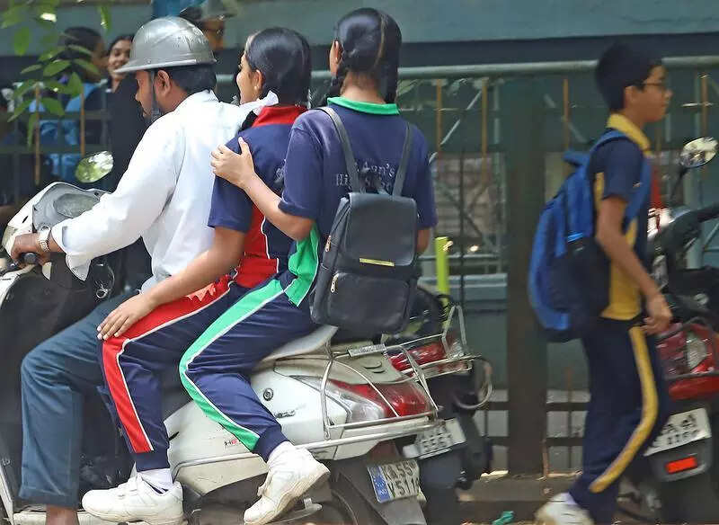 <p>According to parents and school insiders, many schools now charge up to Rs 500 as the application fee even to write the entrance examination.</p>