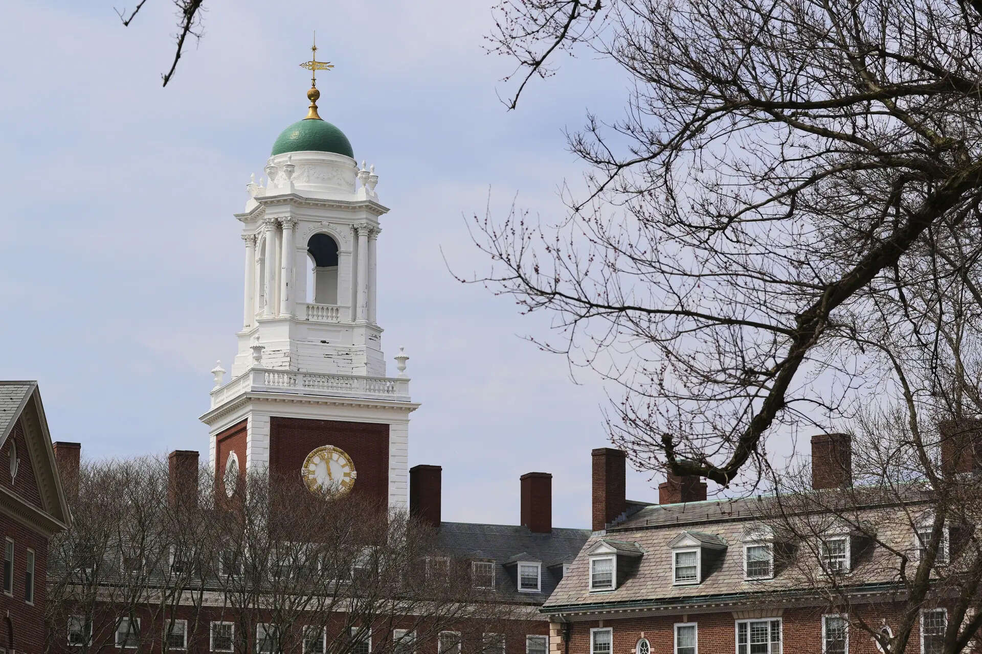 <p>For more than 80 years, that interdependence has been prized by academic leaders and politicians of both parties as a paragon for American discovery and innovation</p>