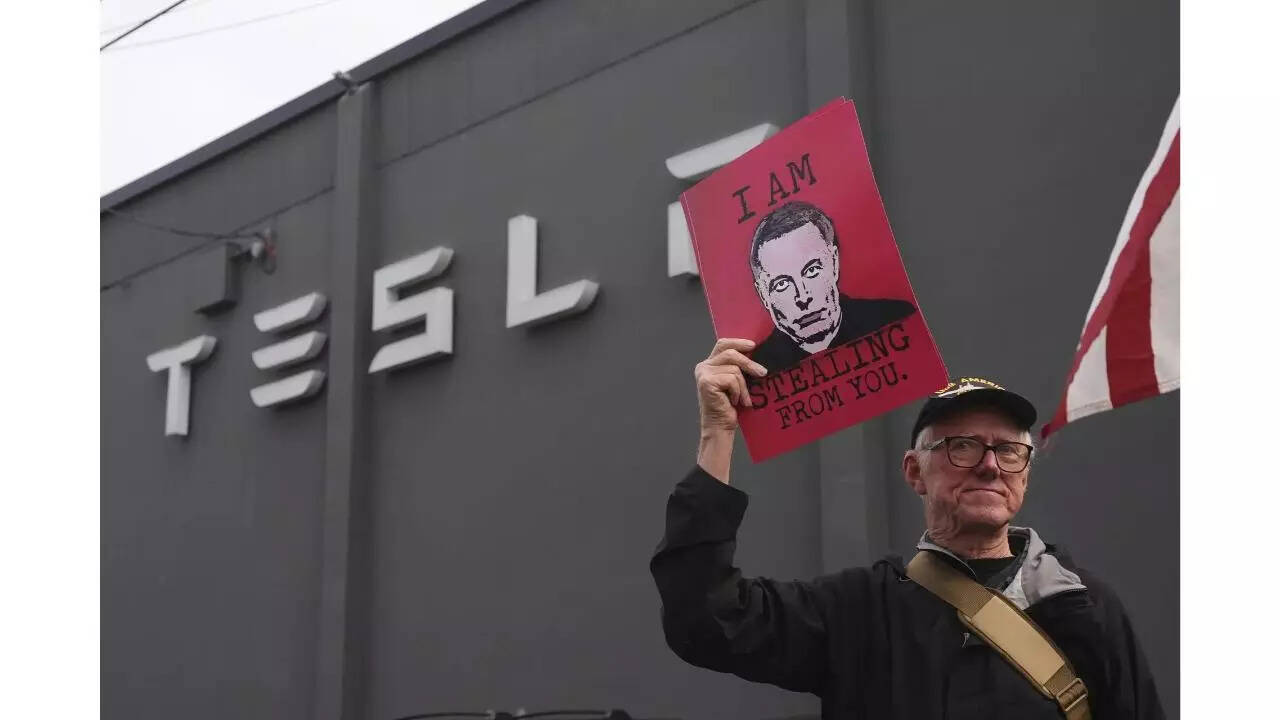 <p>The automaker has also faced litigation accusing it of inflating vehicle driving ranges.</p>