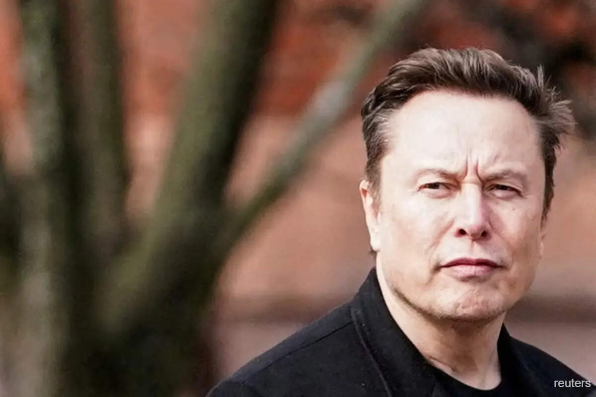 <p>Tesla shares, which had risen 4% in after-hours trading right before an earnings conference call began, spiked to trade up 5.5% on Musk's comments.</p>