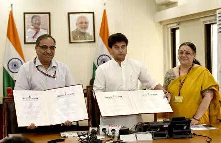 <p>The 'Gyan Post' service will be operational at all departmental post offices across India from May 1</p>