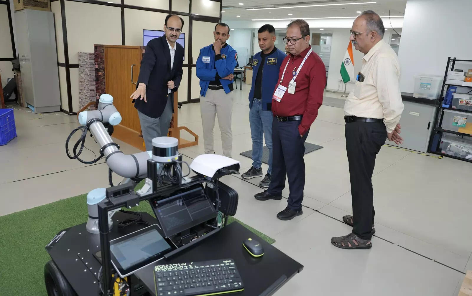 Astronauts inspire students at IIT Delhi in stellar space interaction event – ET Government