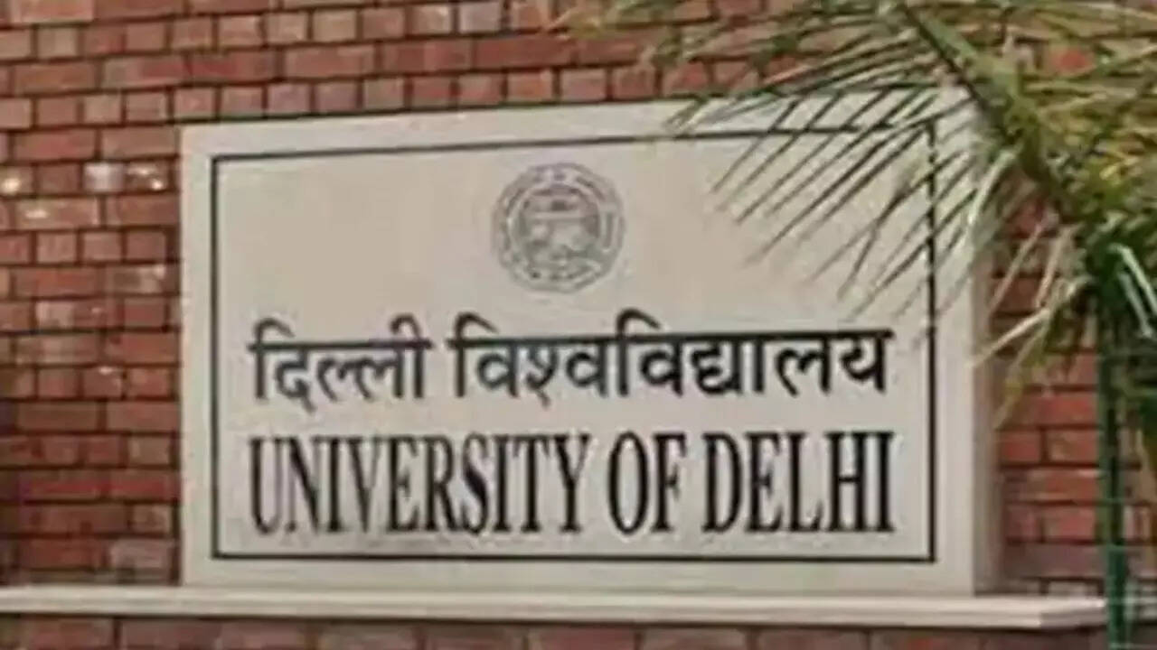 <p><br>According to the fee structure, a total of Rs 6,580 is charged as tuition fees from students at the university for a two-semester academic year</p>