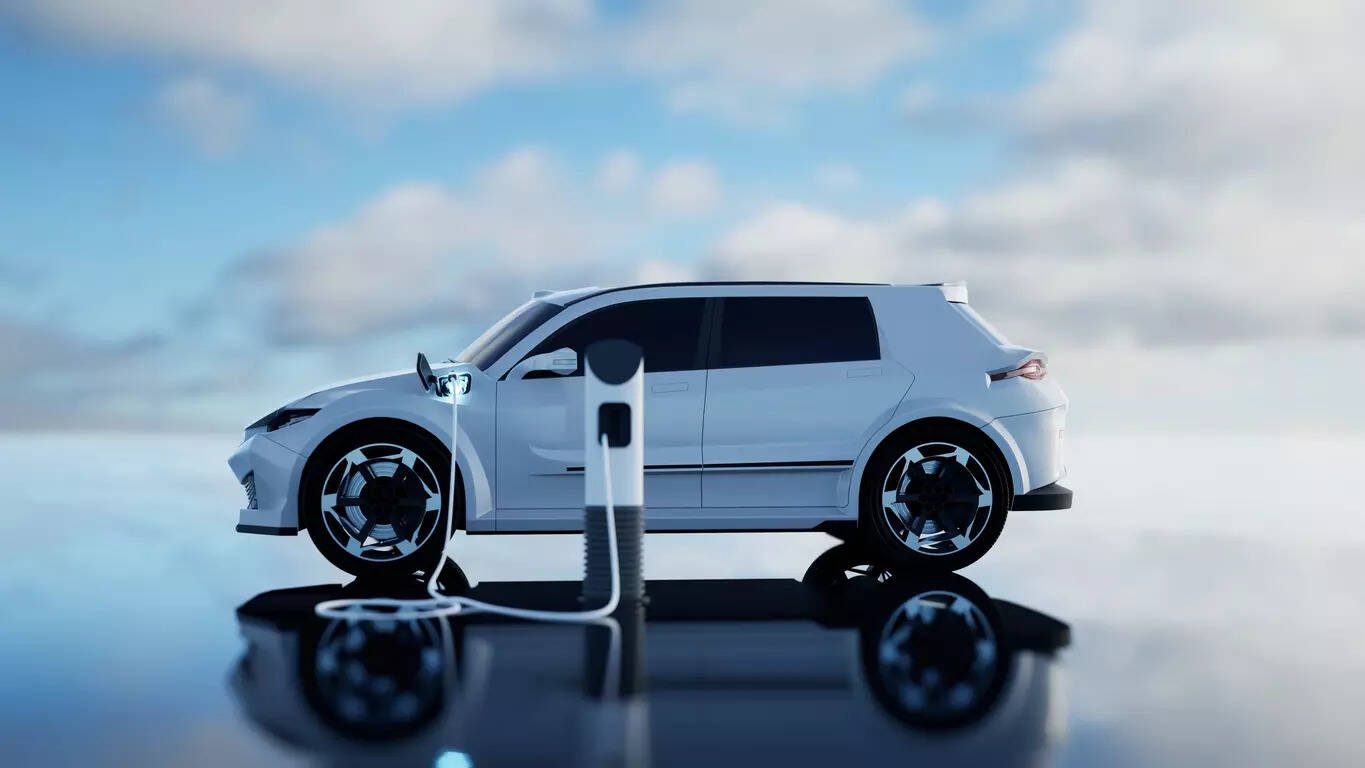 <p>Petrol vehicles continue to dominate the market, remaining the top choice among residents and consistently outnumbering both EVs and diesel vehicles. </p>