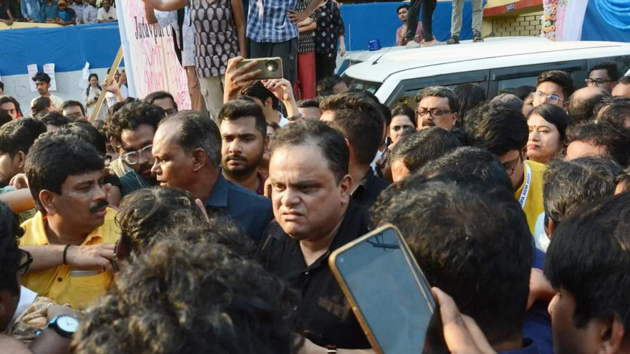 <p>Basu, who was talking to reporters on the sidelines of a programme, said a senior official will meet the teachers - who have been agitating before the Education department headquarters Bikash Bhavan for the past several days - to ascertain their demands as the government is exploring all possible legal steps to solve the issue.<br></p>