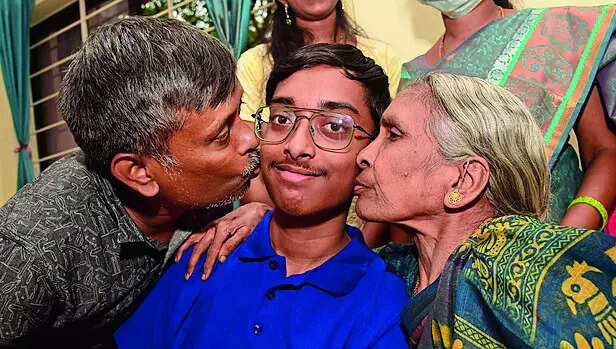 <p>For the past several years, CBSE students have been dominating the CET entrance tests. However, agriculture turned out to be an exception this time around, with nine state board students - all from the southern districts of Mangalore, Udupi, and Dakshina Karnataka - securing top spots.</p>