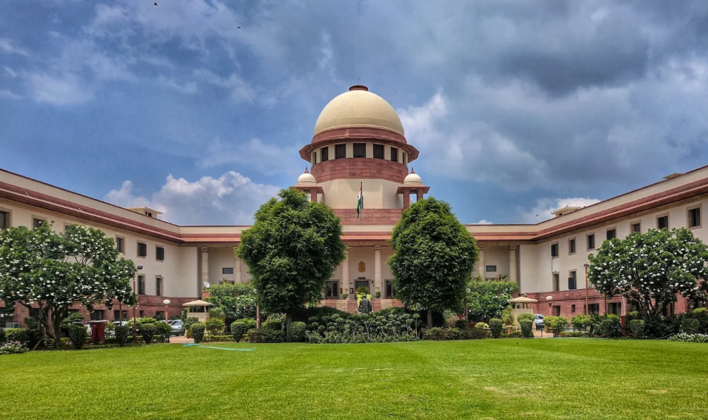 <p>The apex court to reconsider IBC Resolution Plans Based on CCI Approval Date.</p>