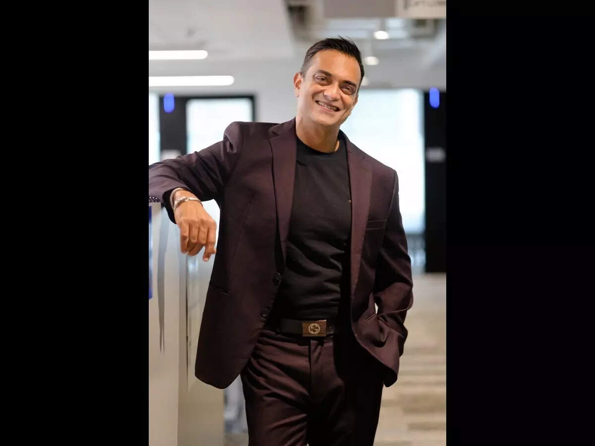 <p> Santhosh Viswanathan, Vice President & Managing Director, India Region, Intel</p>