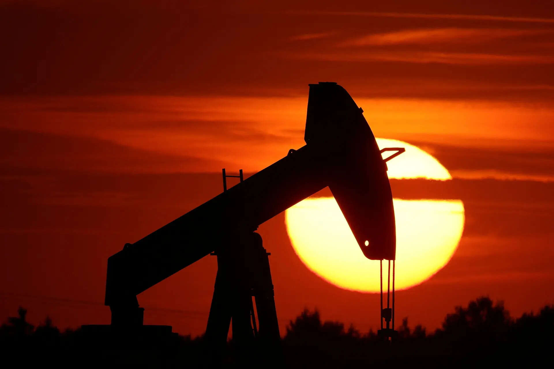 <p>This has brought down the premium to $1.20 above the Oman/Dubai benchmark for Asian buyers. The premium remains at $1.20 for July loadings, after briefly rising to $1.40 for June.</p>