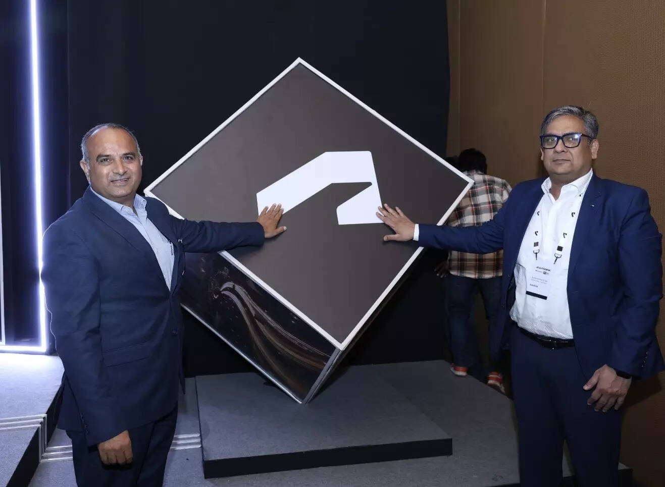 <p>Alok Sharma and Ashish Kumar Mittal launching the BIM Package for Viksit Bharat</p>