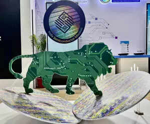 <p>The Special Economic Zones (Amendment) Rules, 2025, notified by the government on June 3, give greater autonomy to manufacturers to move or sell finished goods.</p>