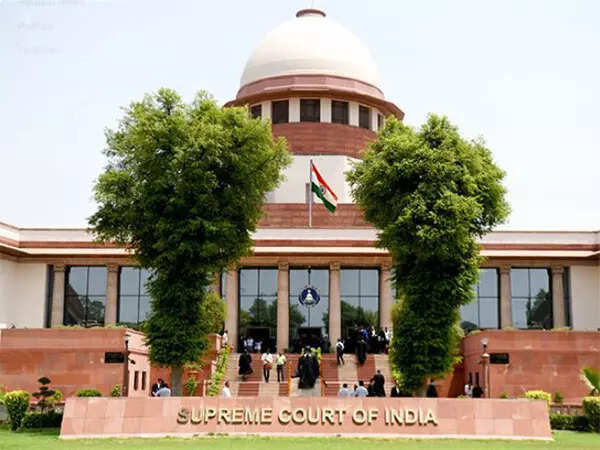 <p>A bench comprising Justices Prashant Kumar Mishra and Manmohan took note of the fact that the state government filed the petition in May alleging withholding of central funds for 2024 and this year also.</p>