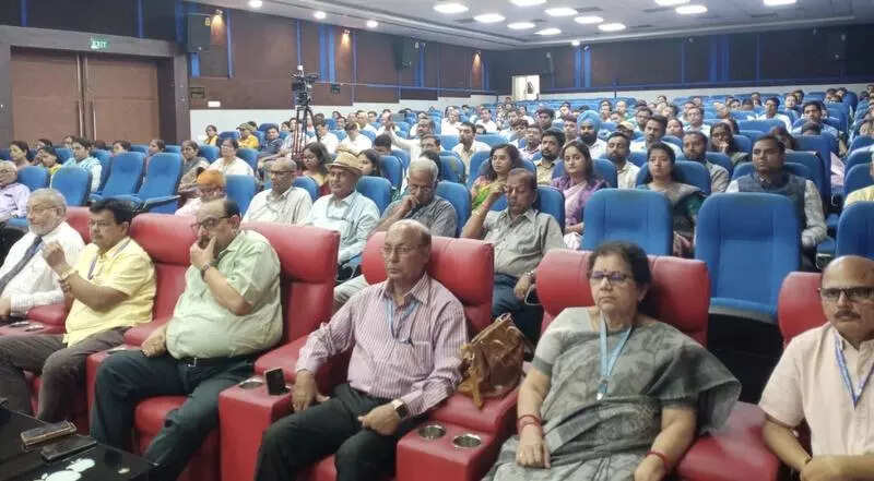 <p>Welcoming all the 80 newly appointed faculty members of the university after a monthlong faculty development programme, the VC expressed confidence that their joining would bring rapid progress in the university's work efficiency. </p>