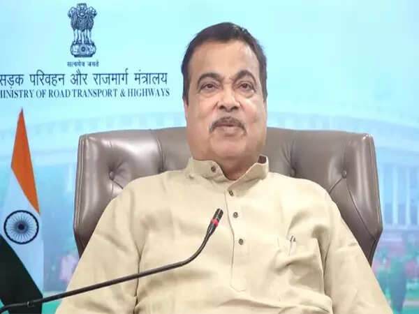 <p>Nitin Gadkari </p>