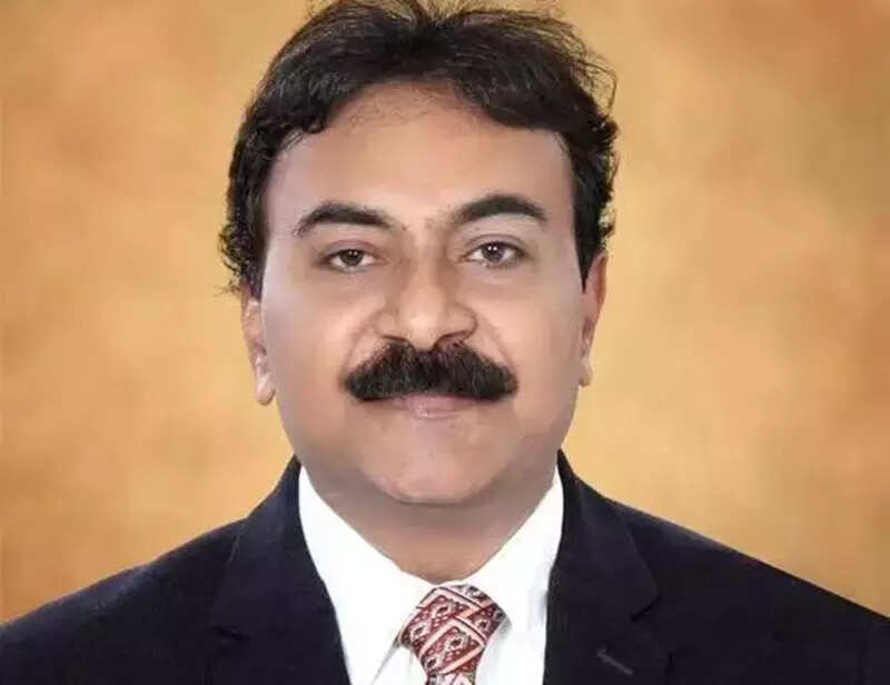 <p>Professor Ramesh Makwana</p>