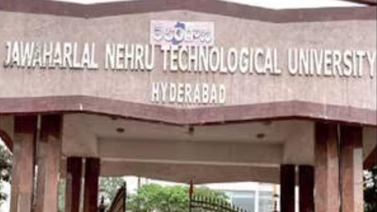 <p>Integrated bachelor's-master's in professional software engineering, international master's in professional software engineering, master's in energy systems, double-degree master of science program titled Renewable Energy and Energy Efficiency - Management, Engineering, and Application will be offered.</p>