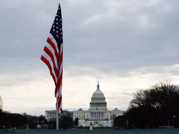 US Visa Applicants Mandatory Social Media Publicity for New Screening Process, ET TravelWorld