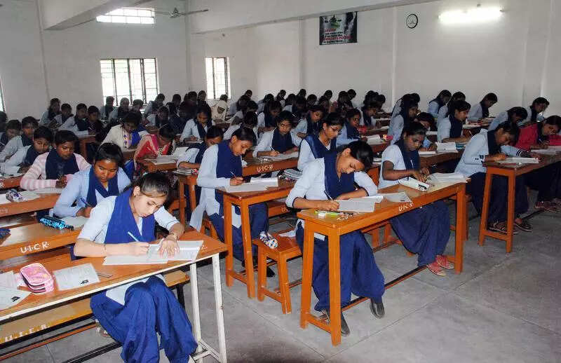 <p>The department has also issued directives regarding seat allotment for admissions in inter colleges with establishment permission and permanent approval for the academic session 2025–27</p>