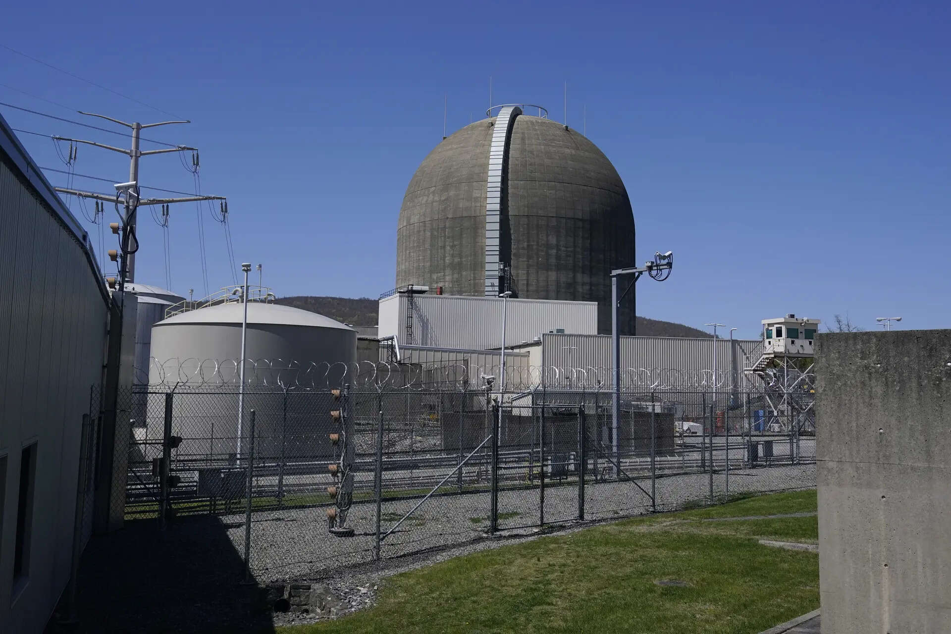 <p>Currently, the preserve of the Uranium Corporation of India Ltd, a PSU under DAE, the private sector could soon be allowed to mine atomic minerals.</p>
