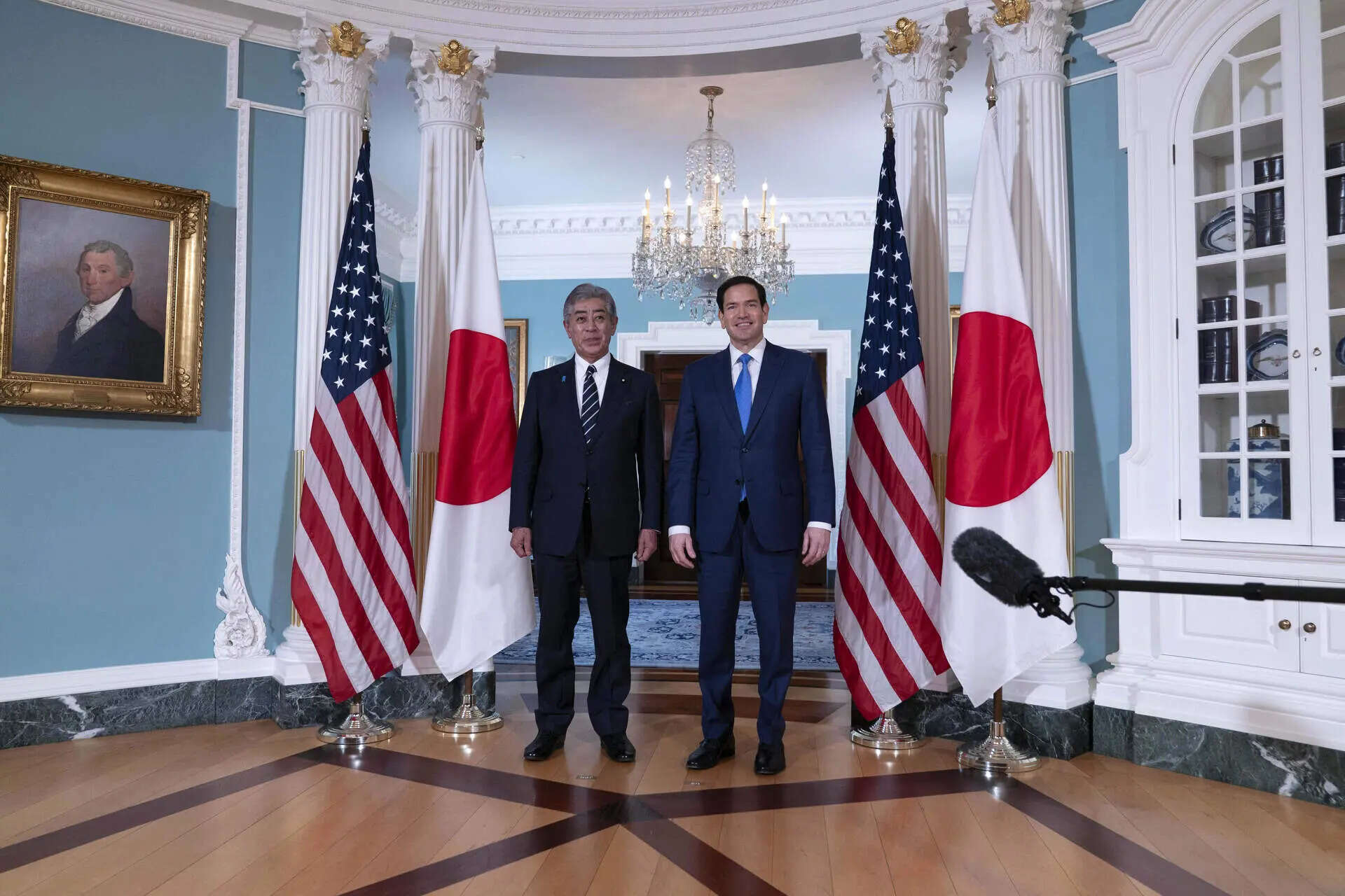 <p>In a press conference on Tuesday, Finance Minister Katsunobu Kato said he had no plans for now to hold talks on exchange rate matters with US Treasury Secretary Scott Bessent.</p>