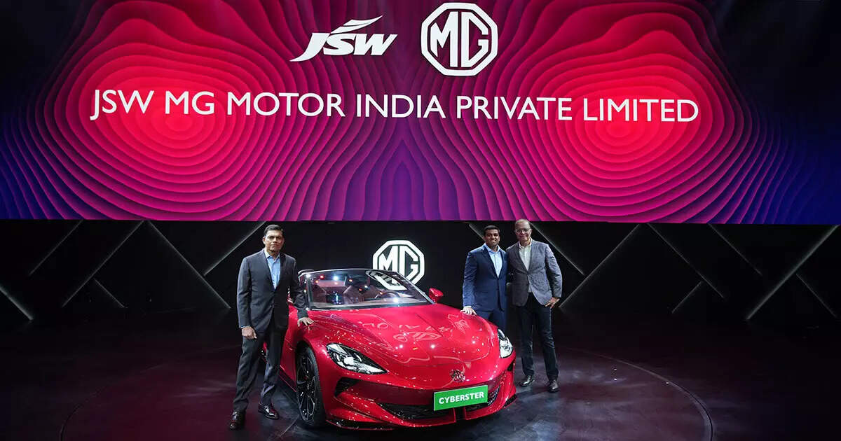 <p>JSW Group plans to raise its stake in JSW MG Motor India, its car manufacturing joint venture with SAIC Motor.</p>