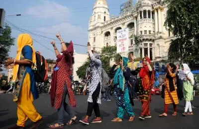<p>A 20-member delegation of the protesters earlier held a nearly two-hour meeting with senior officials of the state education department </p>