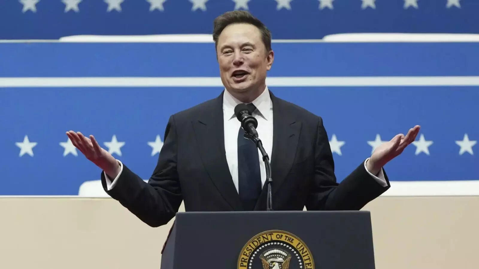 Musk’s new political party rattles Tesla investors, triggers $70 billion stock plunge (Credit : AP)