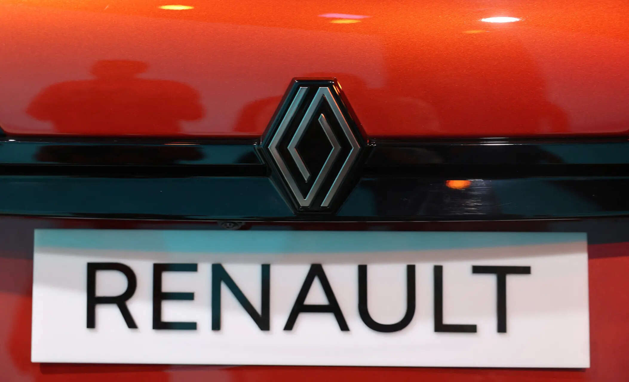<p>The company's market shares currently stands at less than 1 per cent. Renault has set a target of having a 5 per cent market share in the world's third-largest car market by sales volume.</p>