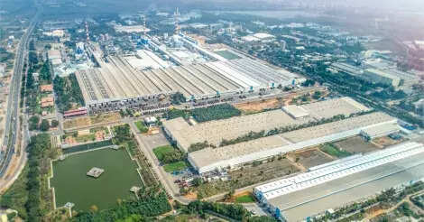 <p>The Oragadam site will become Saint-Gobain’s largest multi-business manufacturing hub in India, housing facilities for float glass, mineral wool insulation, gypsum boards, plasters, and acoustic ceilings.</p>