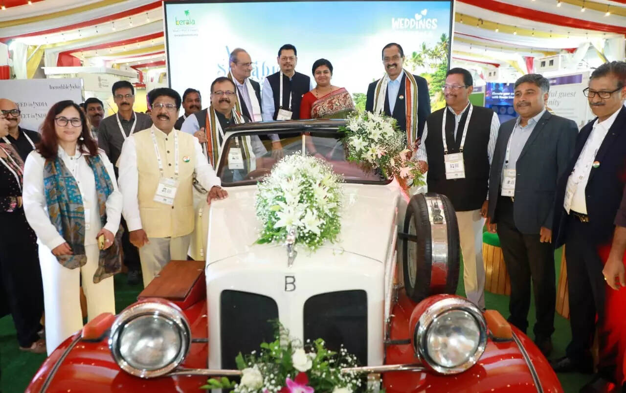 <p>Tourism Director Sikha Surendran and KTM office bearers at the vintage car displayed by Kerala Tourism at the Wedding and MICE Conclave organised by Kerala Travel Mart Society in Kochi.</p>