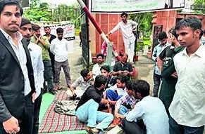 <p>Vibha Sharma, member-in-charge of the university's public relations office, said the university administration has assured compliance with Lyngdoh Committee guidelines for conducting the election at the appropriate time</p>