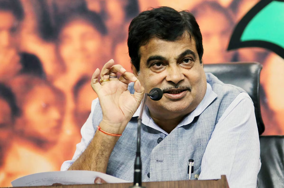 <p>Union minister Nitin Gadkari said India could shift from being an energy importer to a global exporter.<br></p>