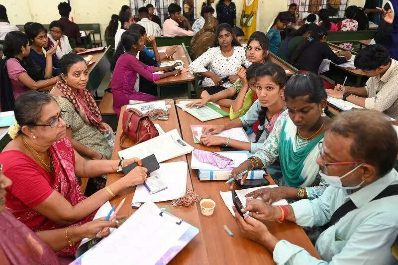 <p>Officials said that in the second phase, if certain colleges receive more applications than available seats, applicants will be allocated seats in nearby colleges that have vacancies.</p>