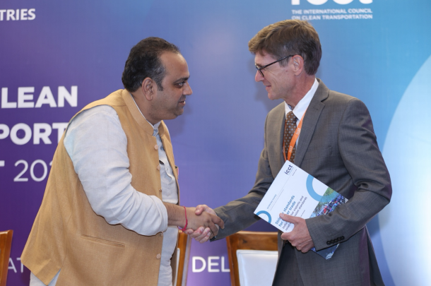 <p>Delhi stands to benefit from Oslo's global leadership in developing public charging infrastructure, while Oslo can learn from Delhi's remarkable progress in deploying electric buses.</p>