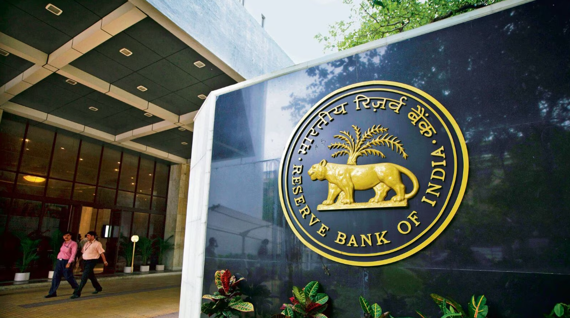 <p>RBI data also shows that year-on-year bank credit growth is now firmly in double digits. </p>