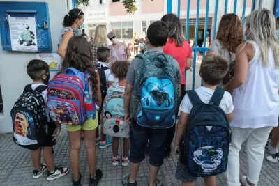 <p>The student population is projected at about 1.21 million for the 2025-2026 academic year, a drop of more than 150,000 compared with the level during 2018-2019, Xinhua News Agency reported.<br></p>