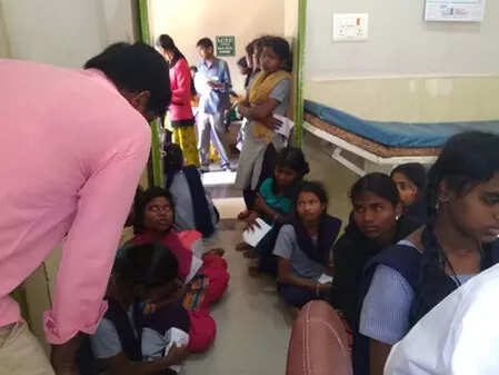 <p>The children were rushed to Kheda Civil Hospital in 108 ambulances on Thursday night, creating a scene of chaos in the hospital as doctors scrambled to treat them</p>