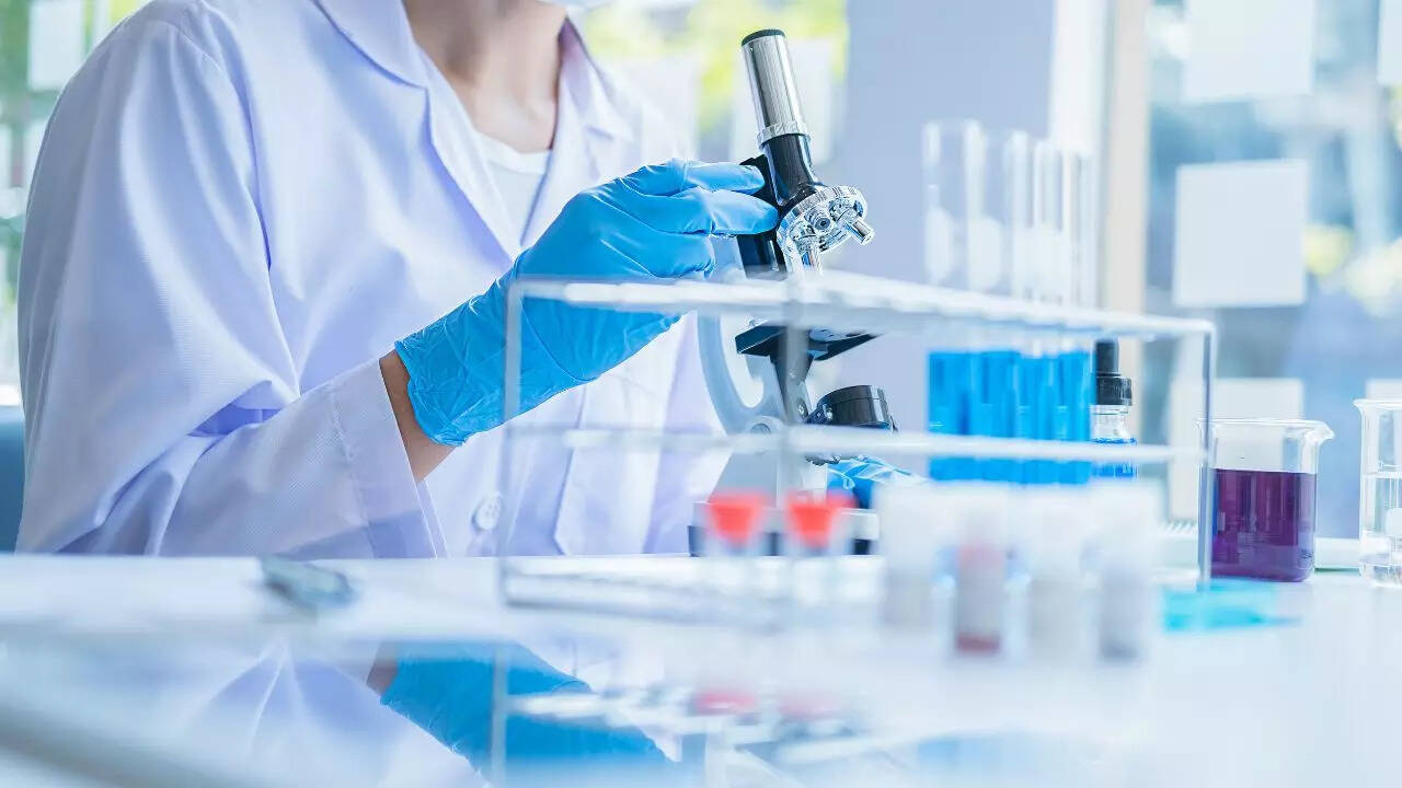 <p>ET has learnt that Niti Aayog is now learnt to be strongly pitching for a much needed relief to scientific institutions- to ease purchase of critical scientific and technical equipment for their laboratories</p>