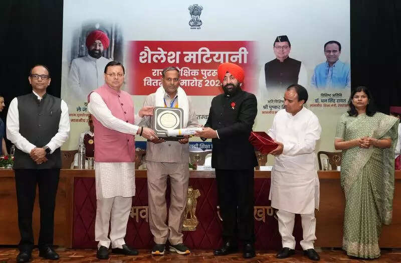 <p>The event was attended by Governor Lieutenant General (Retd) Gurmit Singh, chief minister Pushkar Singh Dhami, and education minister Dhan Singh Rawat</p>