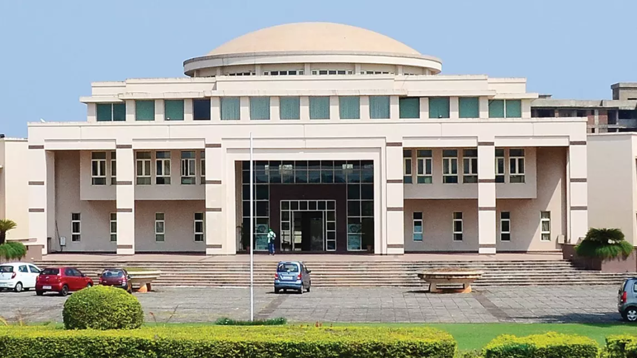 <p>The meeting came just a day after chief minister Pramod Sawant announced the formation of an inquiry committee following the fifth student death at BITS Pilani Goa campus in the past 10 months</p>
