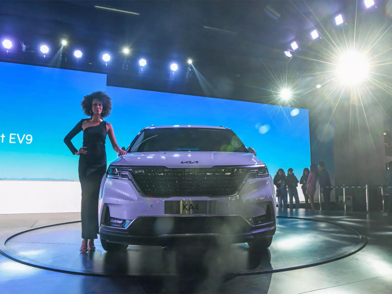 

<p>US tariffs could flip prices between Korean, Japanese hybrid cars</p>
<p>“/><figcaption class=